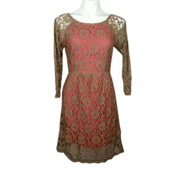 Flying Tomato Dresses & Skirts - Flying Tomato Lace Flower Llined Dress Size Medium